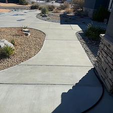 Driveway and House Wash in Apple Valley, CA 1